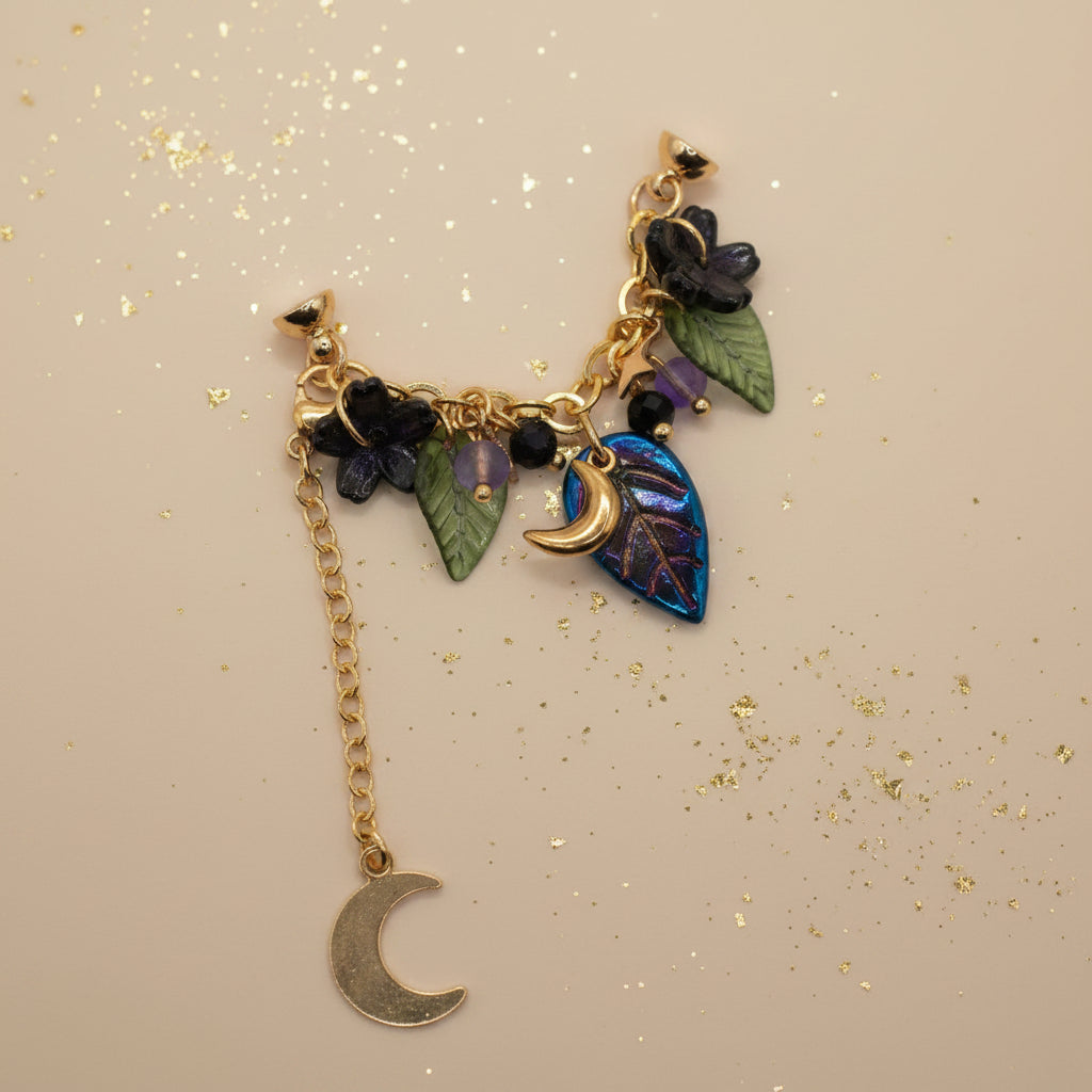 A Stroll in the Midnight Garden (Pre Order)