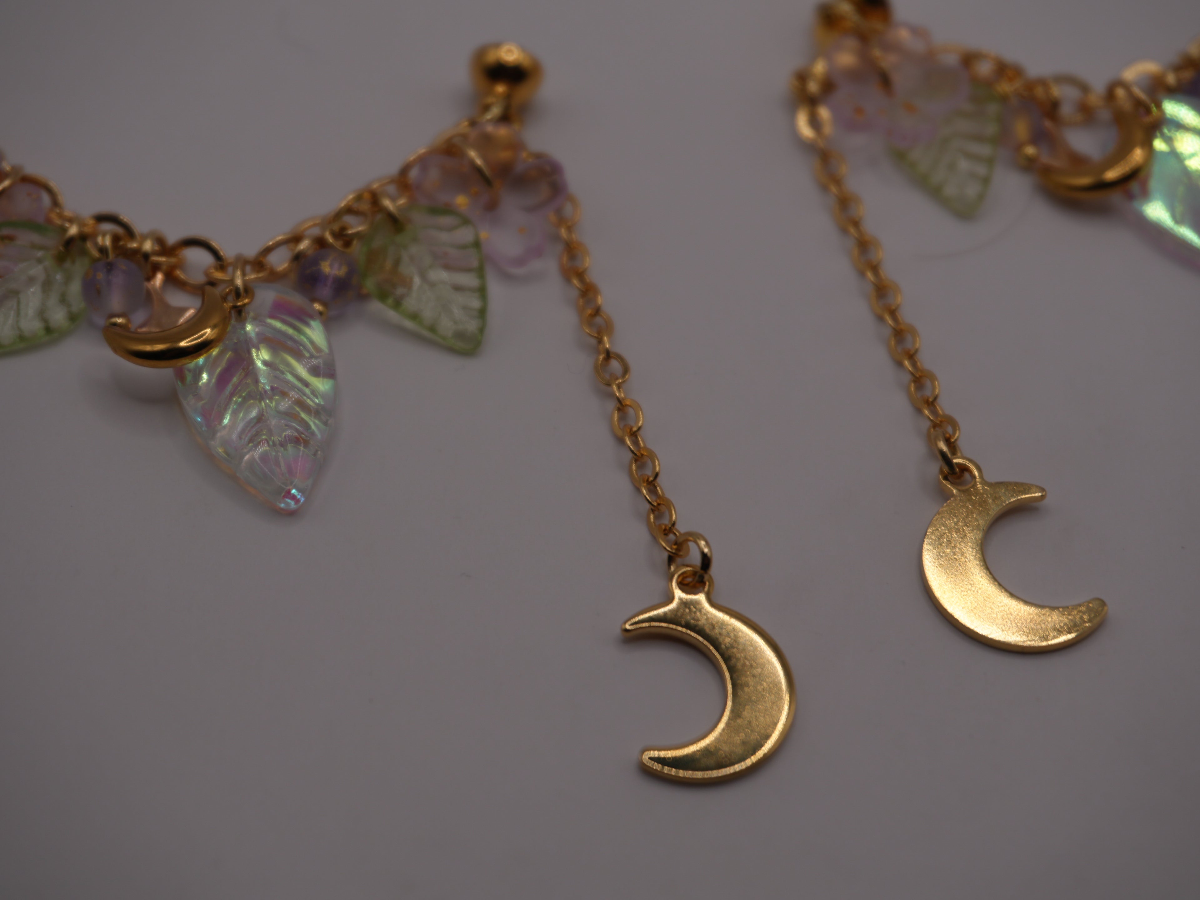 A Stroll in the Pearlescent Garden